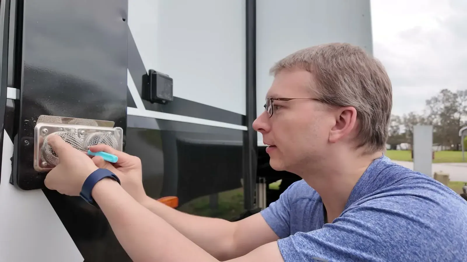 How to Keep Bugs Out of Your RV